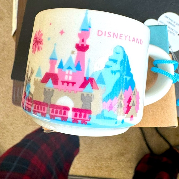 NEW LOW PRICE STARBUCKS DISNEYLAND STARBUCKS OPENING WEEKRARE HTFCOFFFE MUG